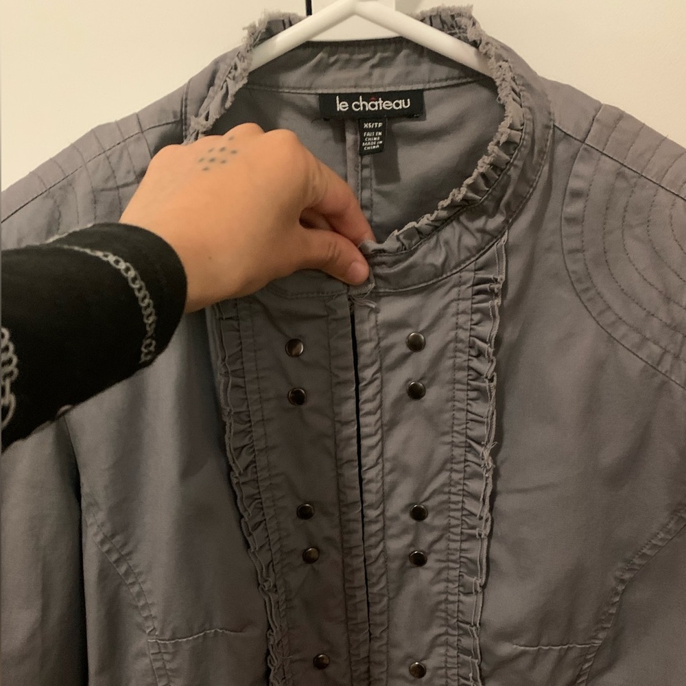 Le Chateau grey blouse
